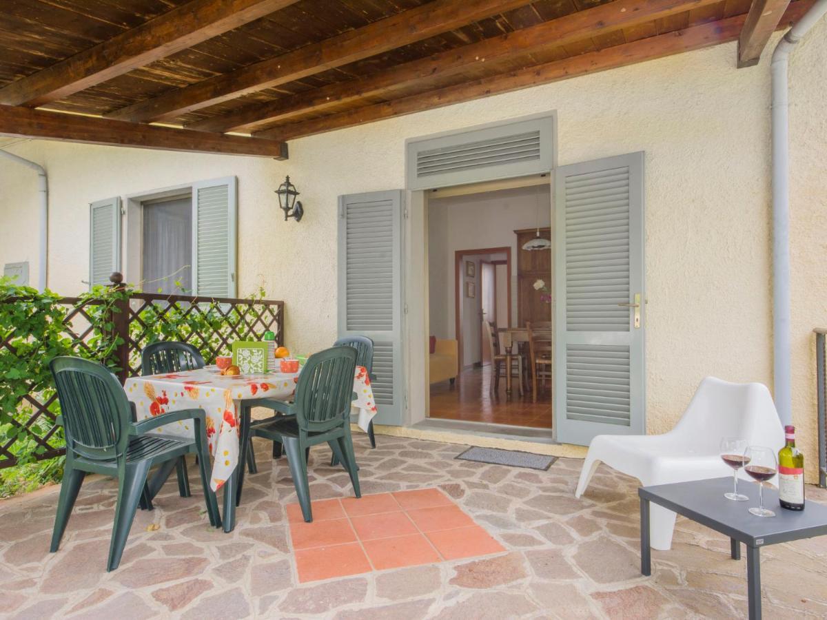 Apartment Oleandro By Interhome La Cava Exterior photo